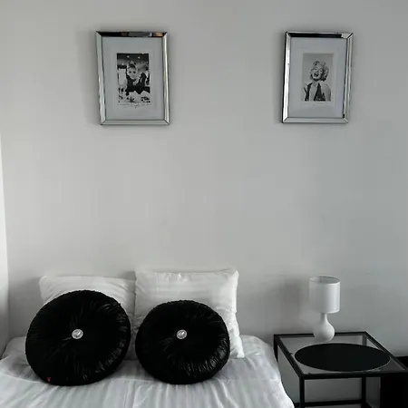 Primo Fabryczna Studio Apartament *