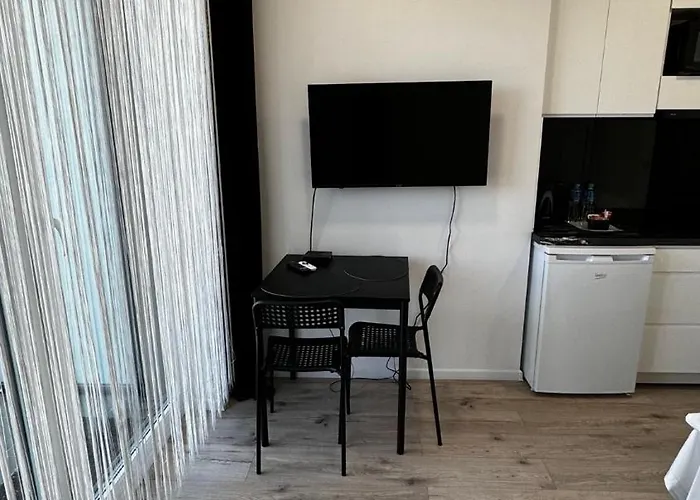 Primo Fabryczna Studio Апартаменты Лодзь